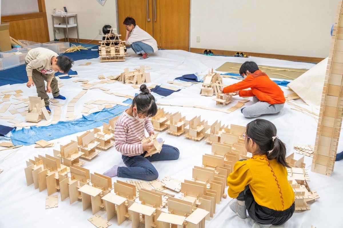 子ども建築士教室の活動風景